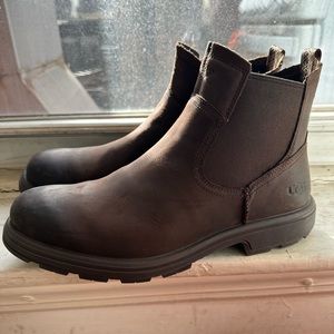 Brand new pair of UGG men boots size 12 unworn